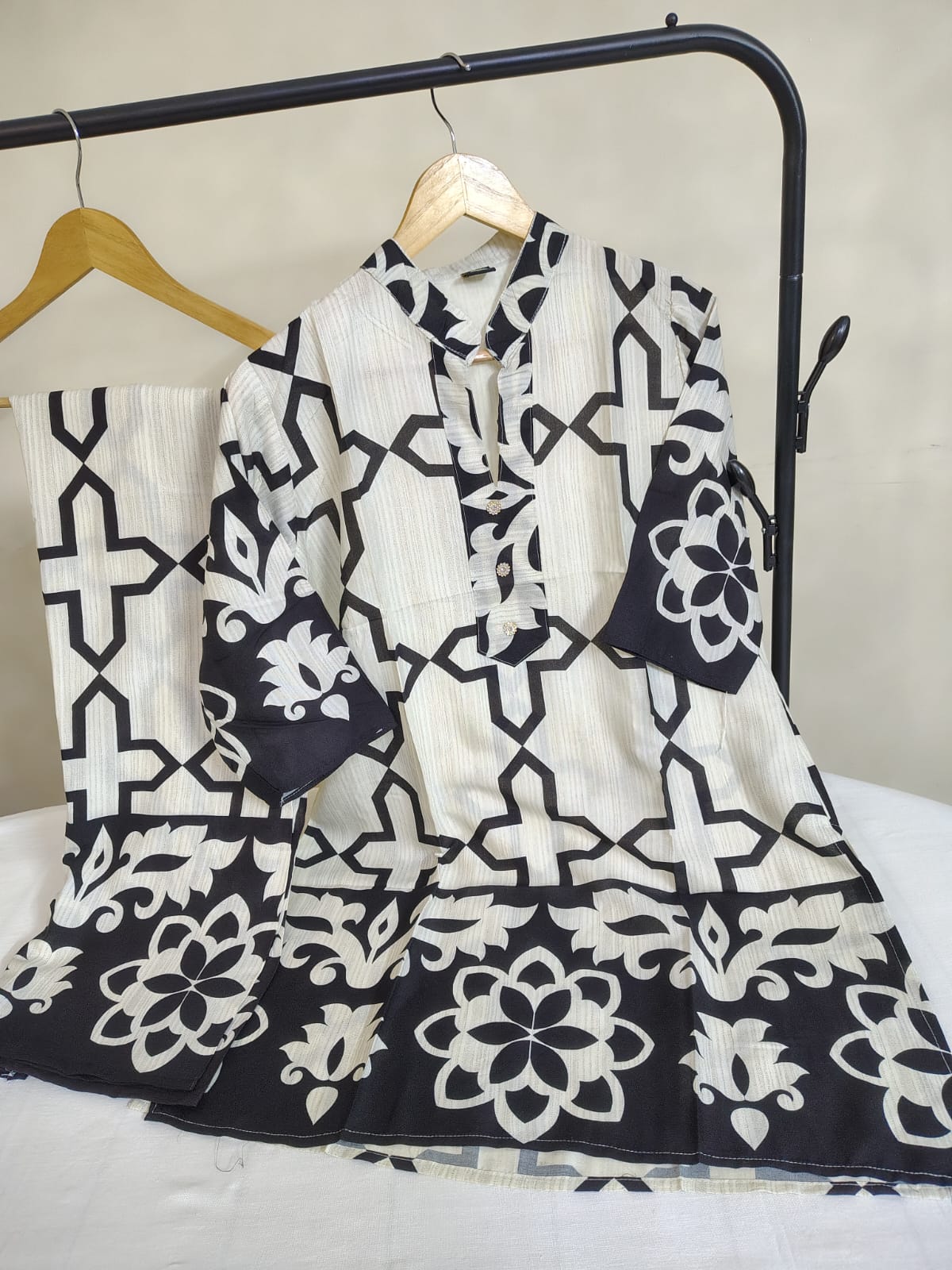 Digital Print Co-ord Set in Black & White