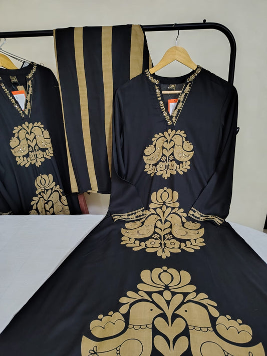 Long 2 Piece Suit with Bird Print and Handwork